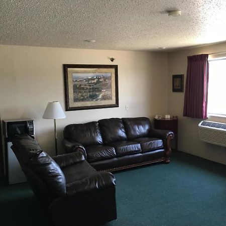 Cassville Four Seasons Inn & Suites エクステリア 写真