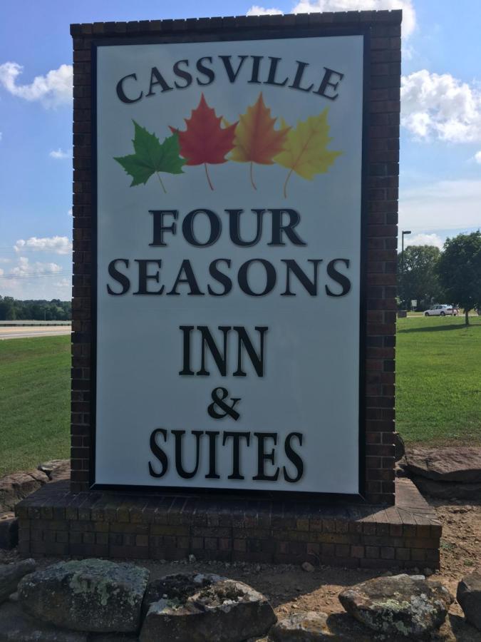 Cassville Four Seasons Inn & Suites エクステリア 写真